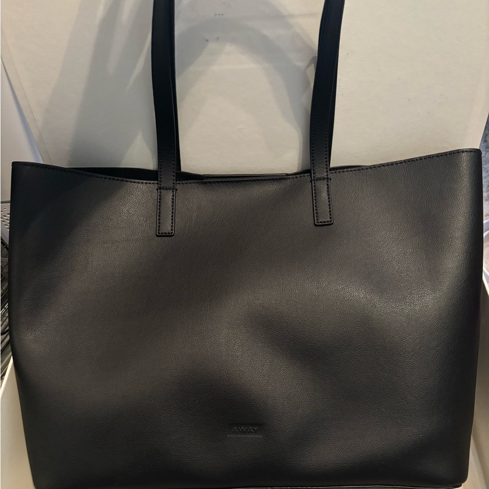 Away Latitude Black Leather Tote Bag